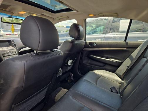 Liquid Platinum 2015 INFINITI Q40 Base