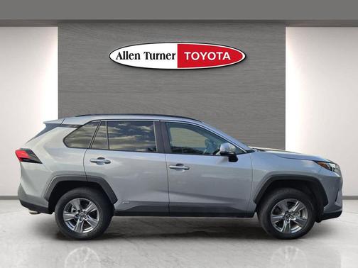 Silver Sky Metallic 2025 Toyota RAV4 Hybrid XLE