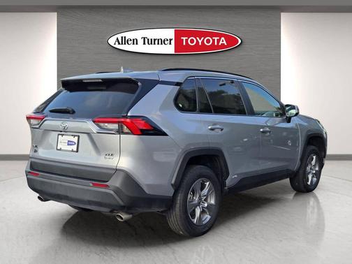 Silver Sky Metallic 2025 Toyota RAV4 Hybrid XLE
