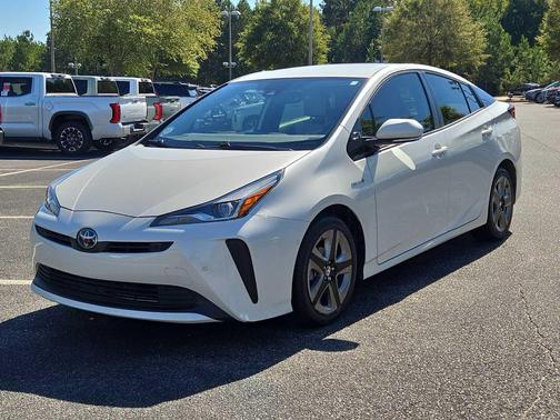 2019 Toyota Prius XLE