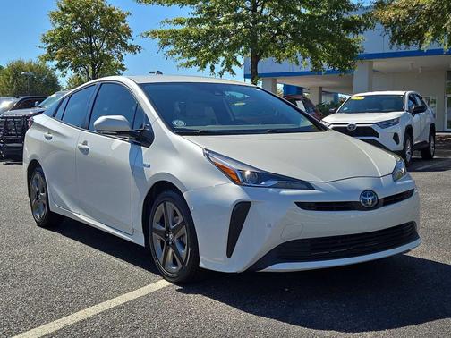 2019 Toyota Prius XLE