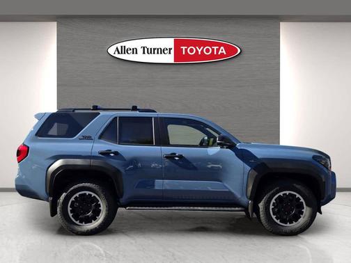 2025 Toyota 4Runner TRD Off Road Premium