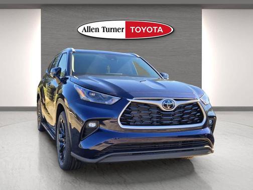 2026 Toyota Highlander Hybrid XLE