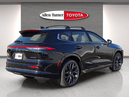 2026 Toyota Crown Signia Limited