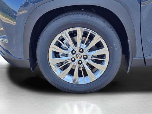 Storm Cloud 2026 Toyota Grand Highlander Platinum