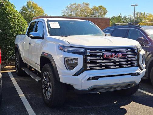 2023 GMC Canyon Denali