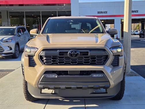 2026 Toyota Tacoma Hybrid TRD Off Road