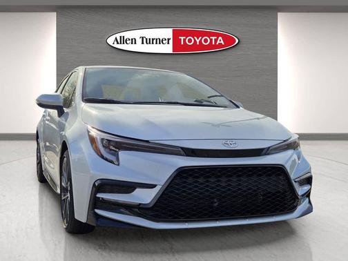 2026 Toyota Corolla Hybrid SE