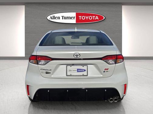 2026 Toyota Corolla Hybrid SE