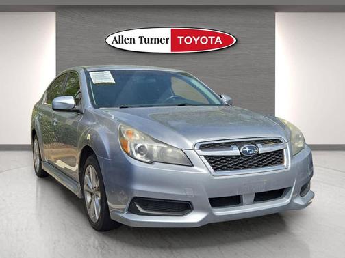 Ice Silver Metallic 2013 Subaru Legacy Premium
