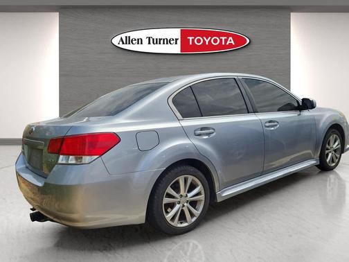Ice Silver Metallic 2013 Subaru Legacy Premium