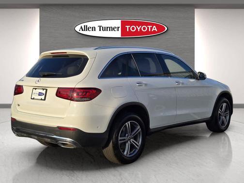 Polar White 2021 Mercedes-Benz GLC 300 Base