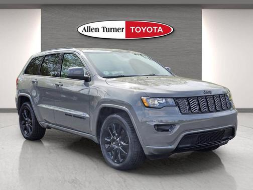 2021 Jeep Grand Cherokee Laredo