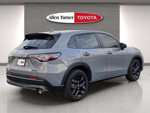 2025 Honda HR-V 2WD Sport