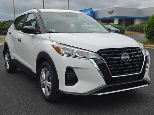 Fresh Powder 2025 Nissan Kicks S