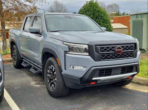 2023 Nissan Frontier PRO-X