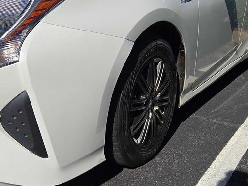 2016 Toyota Prius Four