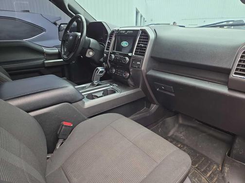 Shadow Black 2016 Ford F-150 XLT