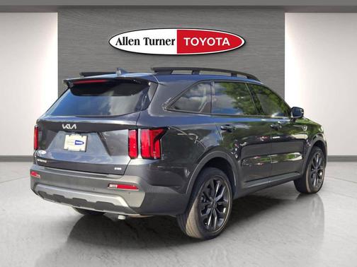 Gravity Grey 2023 Kia Sorento SX
