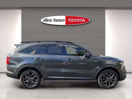 Gravity Grey 2023 Kia Sorento SX
