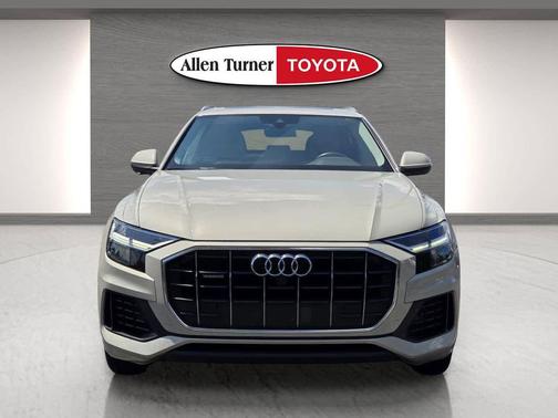 2021 Audi Q8 55 Premium