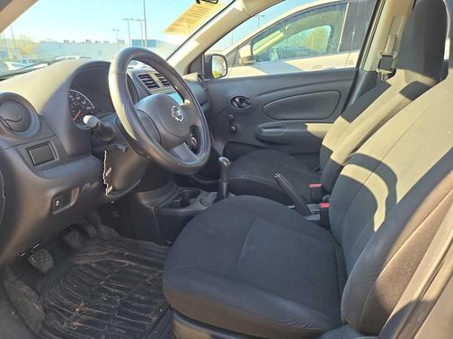 2013 Nissan Versa 1.6 S