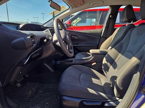 2016 Toyota Prius Two