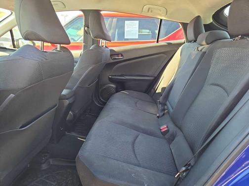 2016 Toyota Prius Two