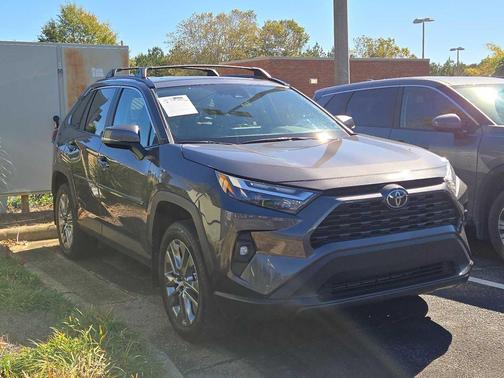 2023 Toyota RAV4 XLE Premium
