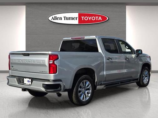 2019 Chevrolet Silverado 1500 Custom