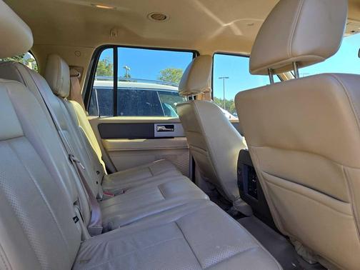 2011 Ford Expedition XLT