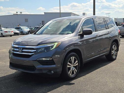 Modern Steel Metallic 2017 Honda Pilot EX-L