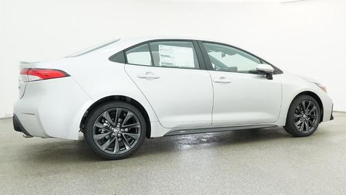 Classic Silver Metallic 2026 Toyota Corolla SE