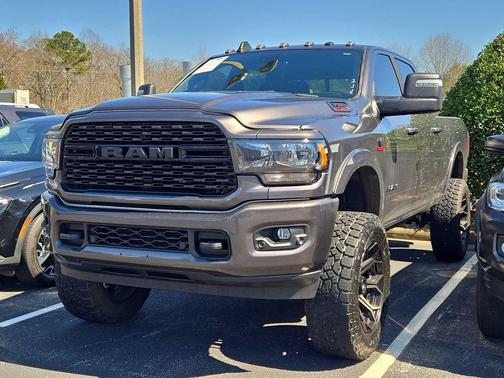 2023 RAM 2500 Big Horn Crew Cab 4x4 6'4' Box