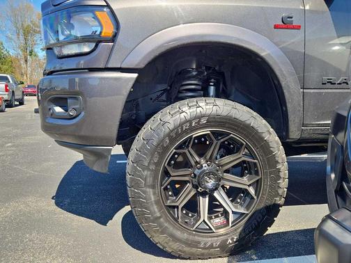 2023 RAM 2500 Big Horn Crew Cab 4x4 6'4' Box