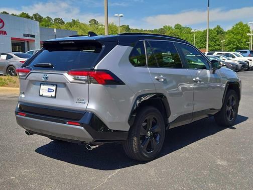 Silver Sky Metallic w/Midnight Black Roof 2020 Toyota RAV4 Hybrid SE