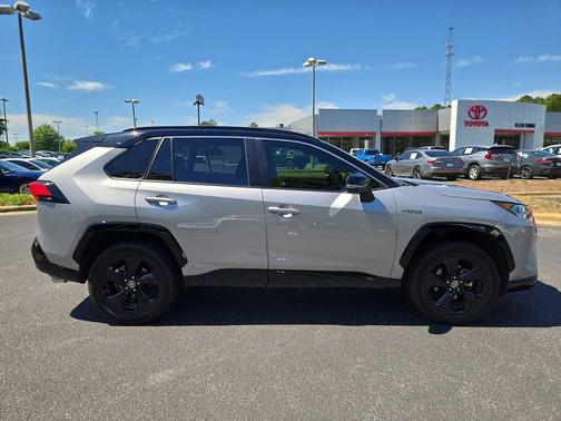 Silver Sky Metallic w/Midnight Black Roof 2020 Toyota RAV4 Hybrid SE