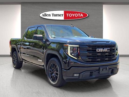 Onyx Black 2022 GMC Sierra 1500 Elevation