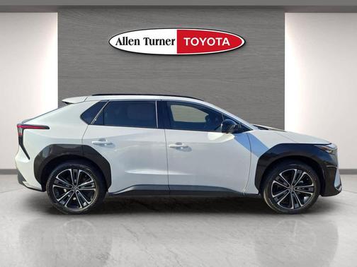 2023 Toyota bZ4X Limited