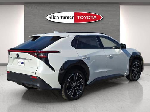 2023 Toyota bZ4X Limited