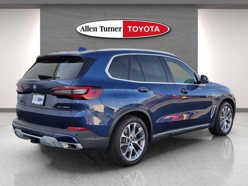 2023 BMW X5 PHEV xDrive45e