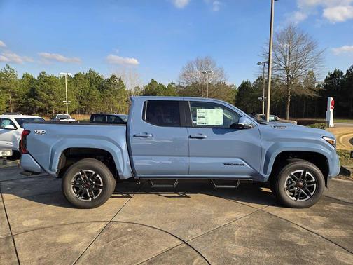 2026 Toyota Tacoma Hybrid TRD Sport
