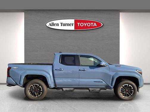 2026 Toyota Tacoma Hybrid TRD Sport