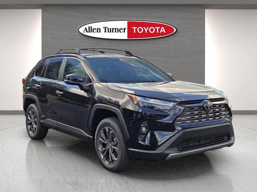 2025 Toyota RAV4 Hybrid SE