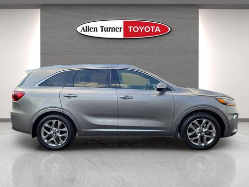 2019 Kia Sorento SX