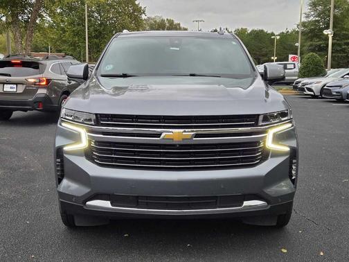 2022 Chevrolet Suburban LT