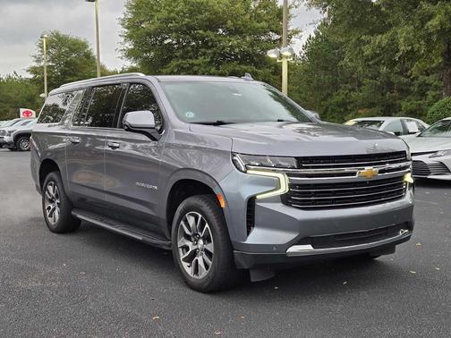 2022 Chevrolet Suburban LT