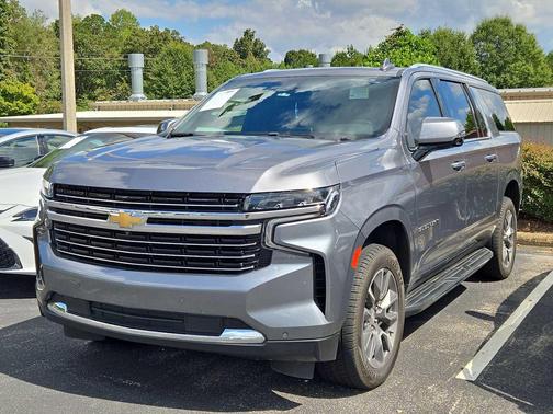 2022 Chevrolet Suburban LT