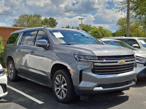 2022 Chevrolet Suburban LT