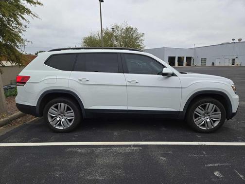 2020 Volkswagen Atlas 2.0T SE w/Technology